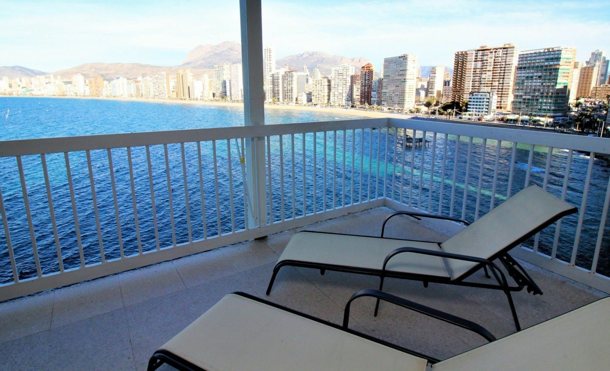 Las Algas 5-1 Benidorm Exteriér fotografie